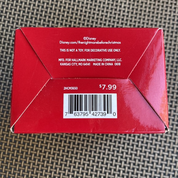 Disney Tim Burton's The Nightmare Before Christmas 25 Year Sally Ornament. - Picture 8 of 13